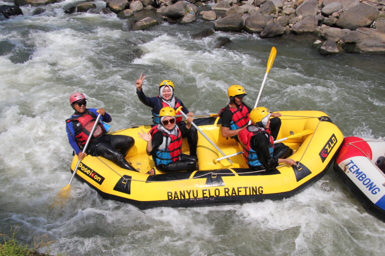 Rafting Sungai Elo Pilihan Favorit Wisatawan di Borobudur